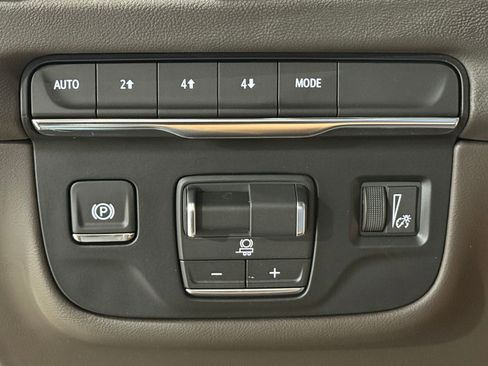 New 2026 Cadillac Escalade ESV Luxury image 16