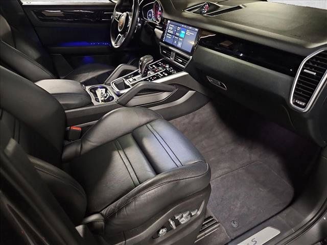 Used 2020 Porsche Cayenne S AWD/4WD image 23
