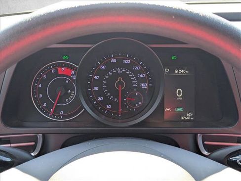 Used 2023 Hyundai Elantra SEL w/ Cargo Package image 10