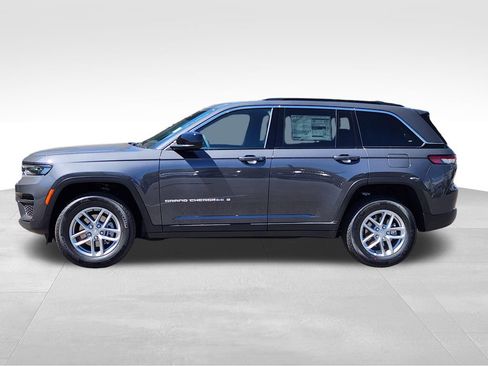 New 2026 Jeep Grand Cherokee Laredo X AWD/4WD image 7