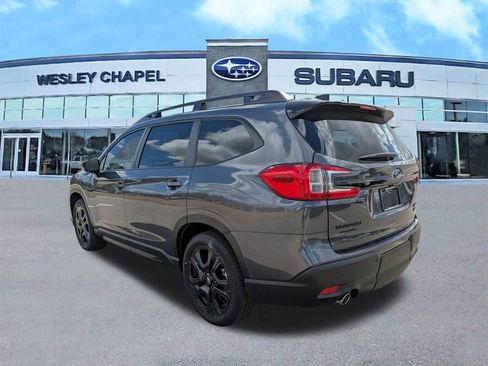Used 2025 Subaru Ascent Bronze Edition image 7