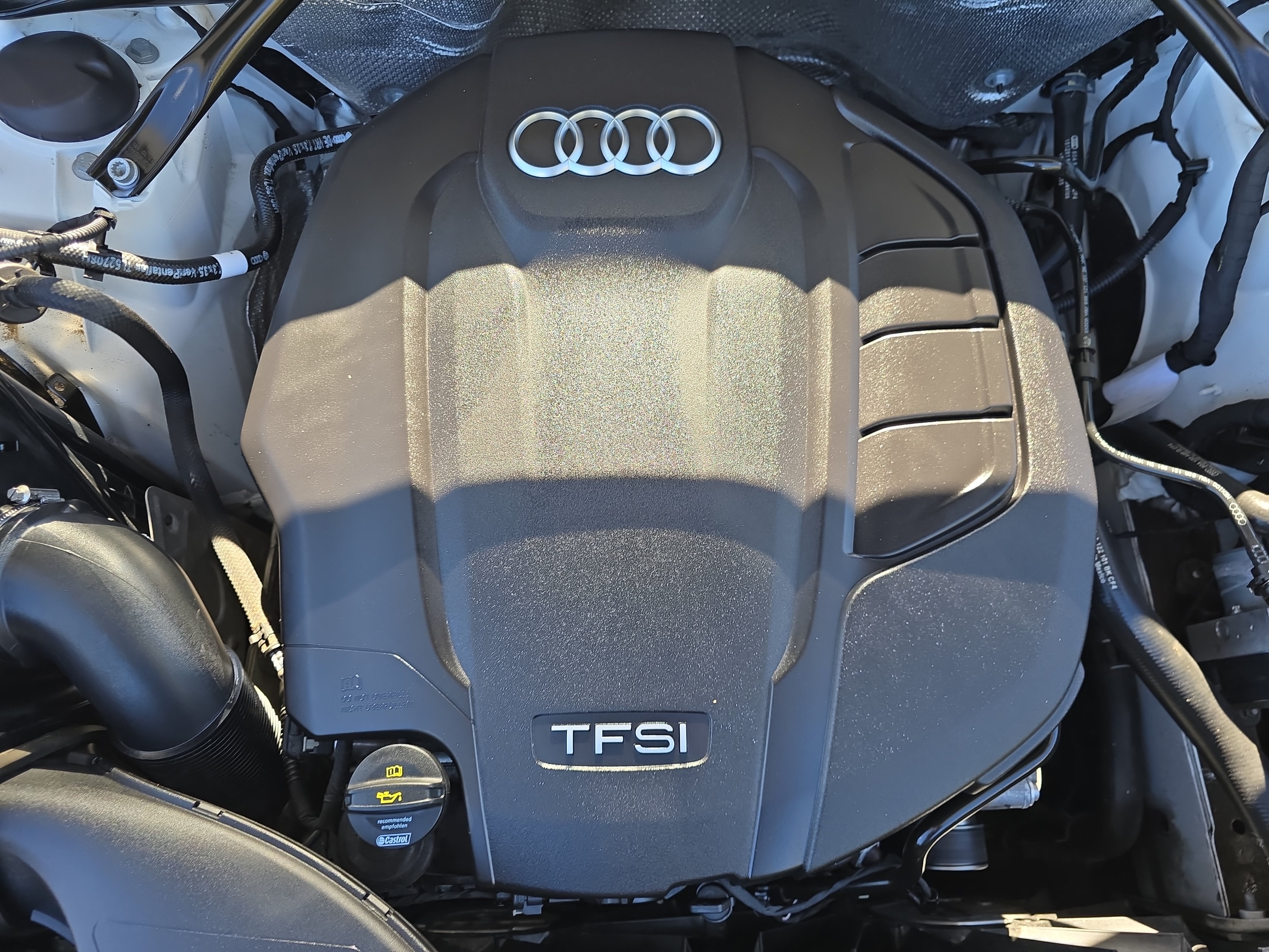 Used 2020 Audi Q5 2.0T Premium AWD/4WD image 31