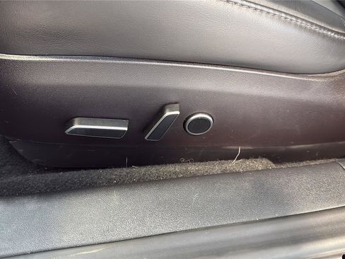 Used 2023 Tesla Model 3 Standard Range image 21