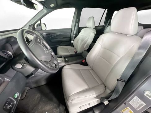Used 2023 Honda Passport EX-L image 21