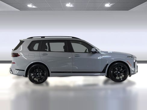 New 2026 BMW X7 xDrive40i w/ Executive Package image 8