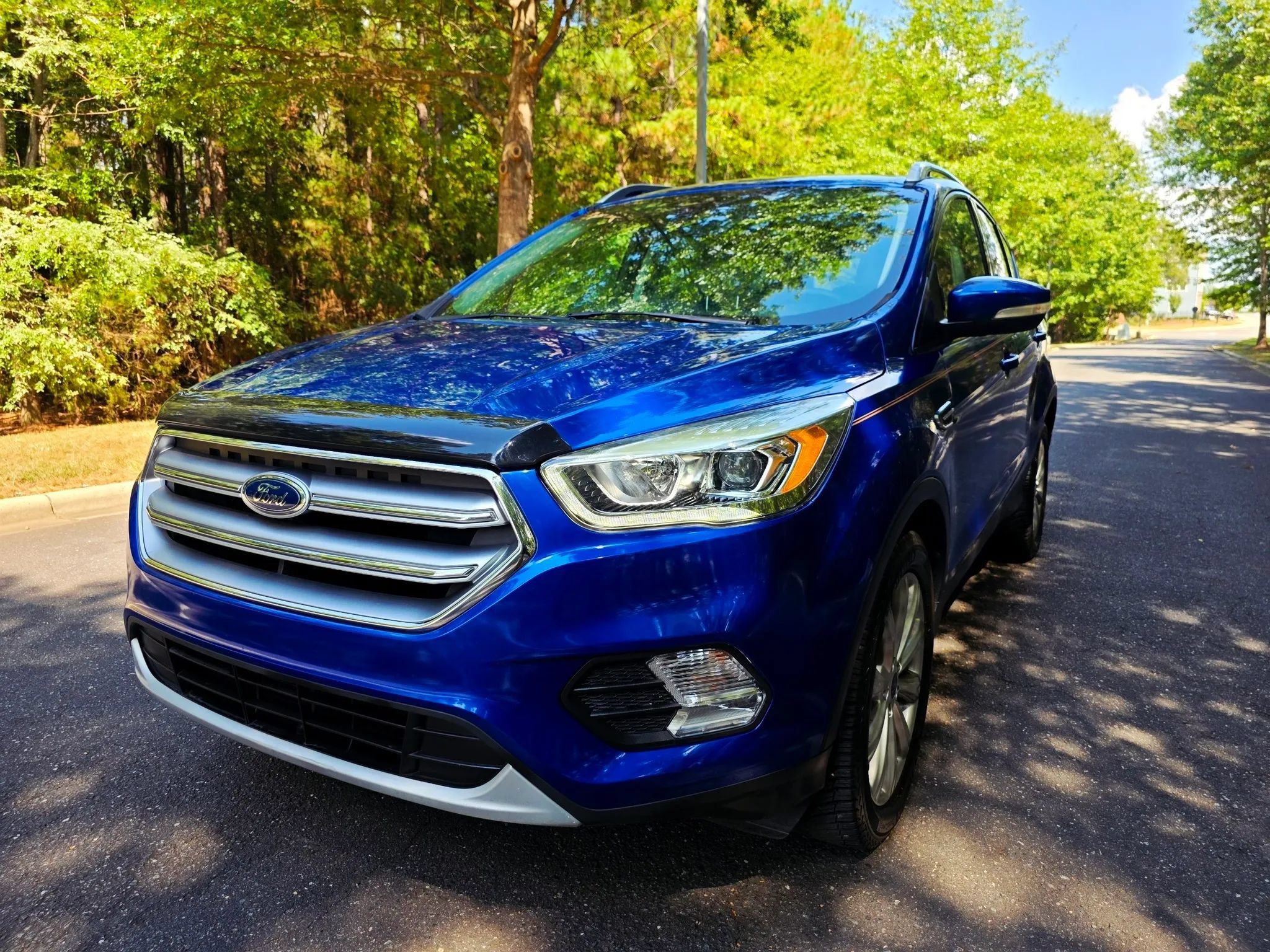Used 2017 Ford Escape Titanium FWD image 1