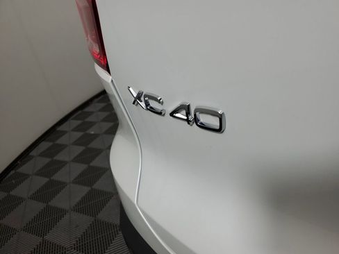 Certified 2026 Volvo XC40 B5 Plus w/ Protection Package Premier AWD/4WD image 7