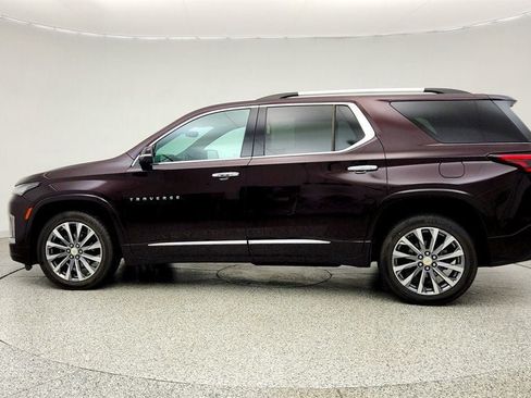 Used 2023 Chevrolet Traverse Premier w/ LPO, Floor Liner Package AWD/4WD image 8