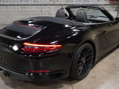 Used 2019 Porsche 911 Carrera 4 GTS image 6