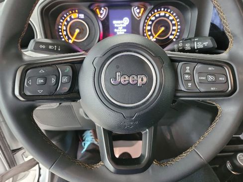 Used 2024 Jeep Wrangler Sport S image 34
