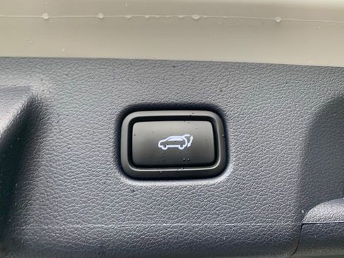 Certified 2025 Hyundai Palisade Calligraphy image 8