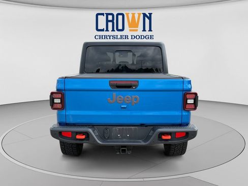 Used 2024 Jeep Gladiator Mojave w/ Technology Group AWD/4WD image 4