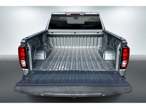 Used 2024 GMC Sierra 1500 Elevation image 7