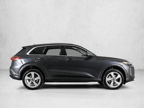New 2025 Audi Q5 Premium Plus image 4