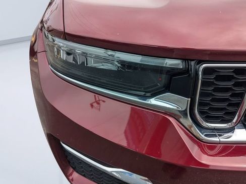 Certified 2022 Jeep Grand Cherokee Limited AWD/4WD image 9