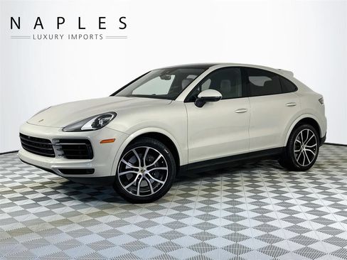Used 2023 Porsche Cayenne Coupe AWD/4WD image 1