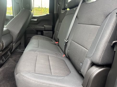 Used 2019 Chevrolet Silverado 1500 Custom w/ Custom Value Package RWD image 8