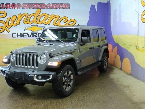 Used 2019 Jeep Wrangler Unlimited Sahara w/ Uconnect 4C Nav & Sound Group image 2