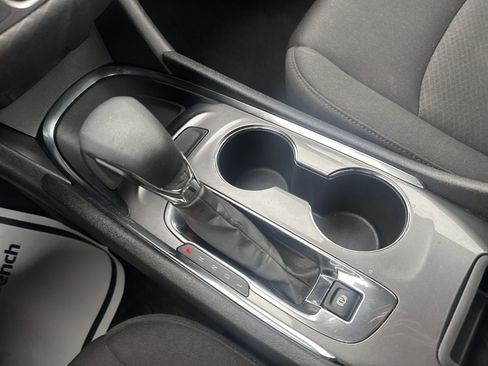 Used 2023 Chevrolet Malibu LT image 24