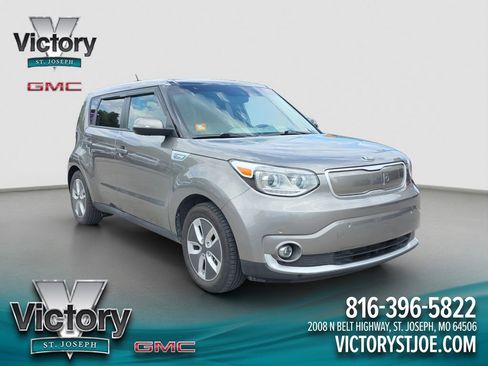 Used 2017 Kia Soul EV + w/ Sun & Fun Package FWD image 1
