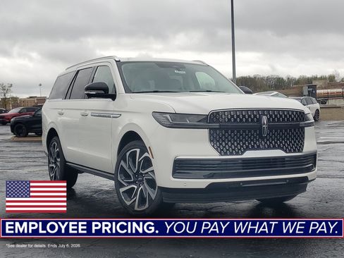 New 2026 Lincoln Navigator Reserve AWD/4WD image 1