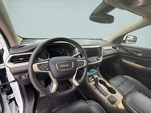 Used 2019 GMC Acadia Denali w/ Technology Package AWD/4WD image 6
