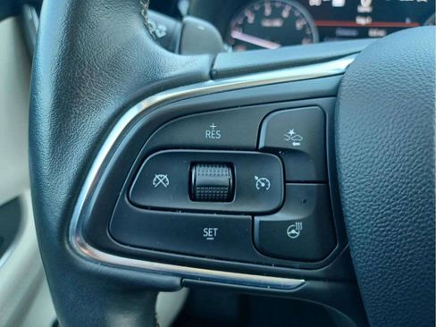 Used 2023 Buick Envision AWD Avenir image 21