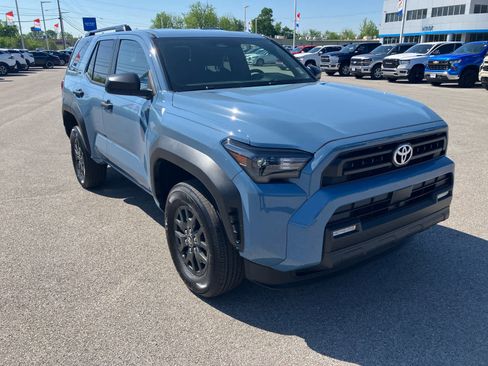 Used 2026 Toyota 4Runner SR5 AWD/4WD image 1