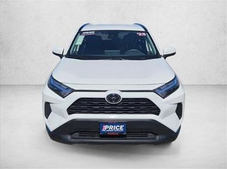 Used 2025 Toyota RAV4 XLE video 2