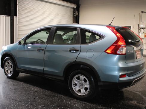Used 2015 Honda CR-V LX image 5