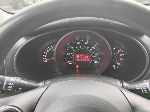 Used 2019 Kia Soul + FWD image 16