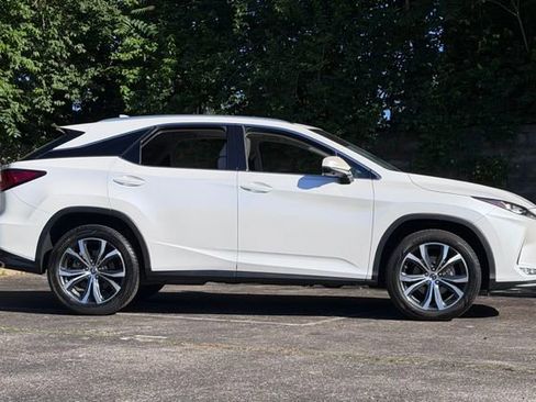 Certified 2022 Lexus RX 350 FWD w/ Premium Package image 3