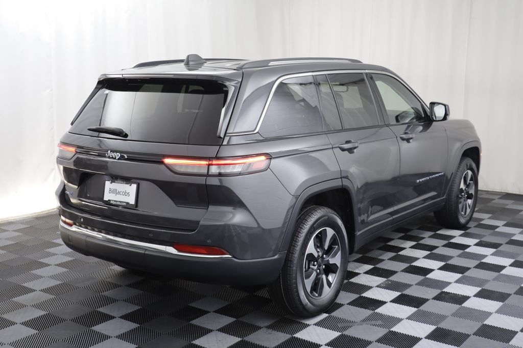 Used 2023 Jeep Grand Cherokee 4WD 4xe image 21