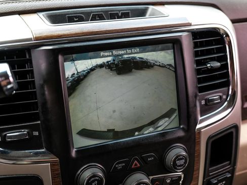 Used 2018 RAM 2500 Laramie AWD/4WD image 28