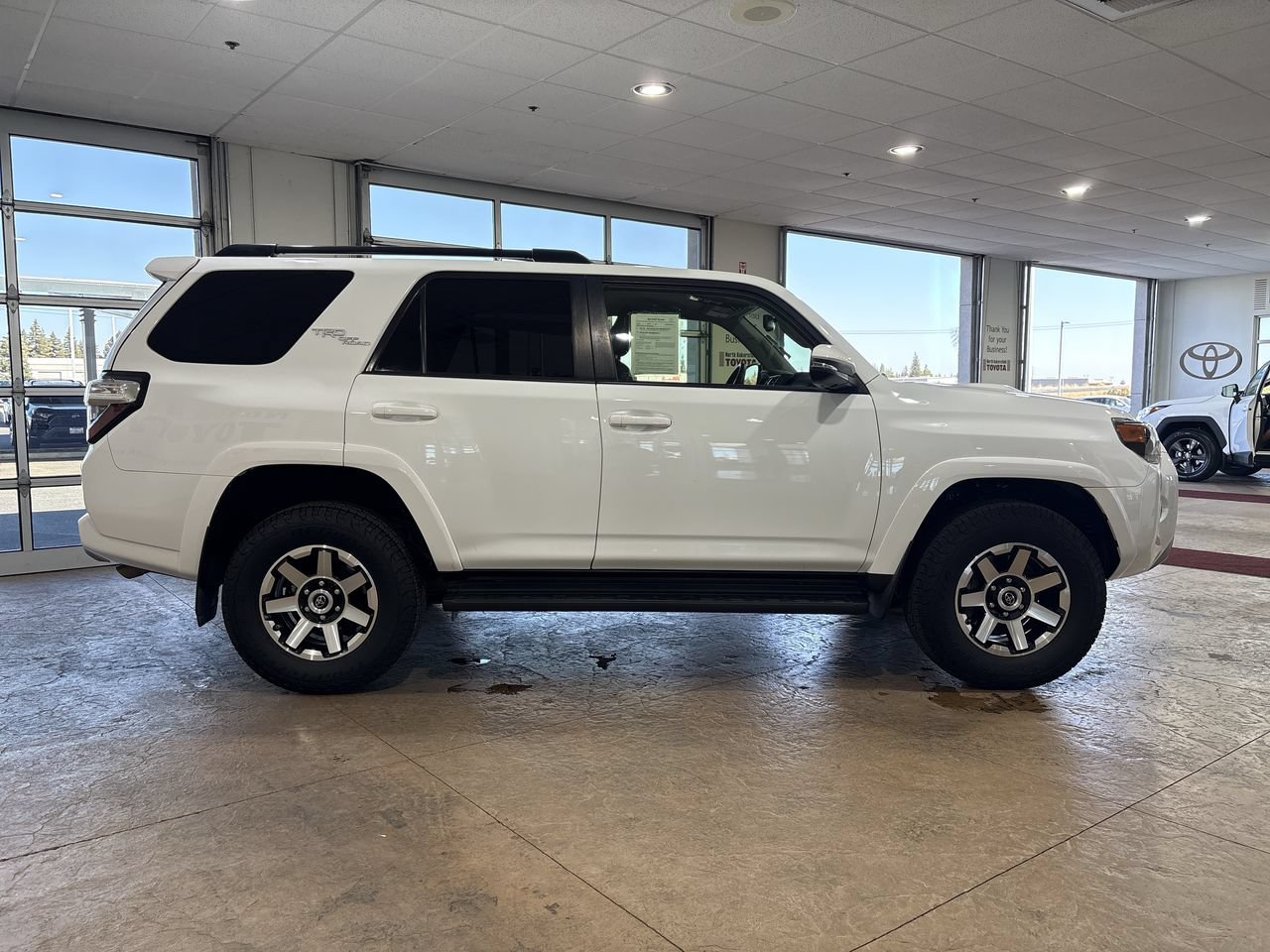 Used 2021 Toyota 4Runner TRD Off-Road Premium AWD/4WD image 3