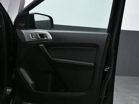 Used 2021 Ford Ranger XLT image 9