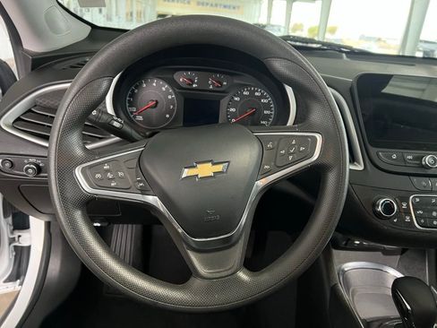 Used 2023 Chevrolet Malibu LT image 11