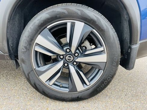 Certified 2021 Nissan Rogue SL w/ Premium Package image 9