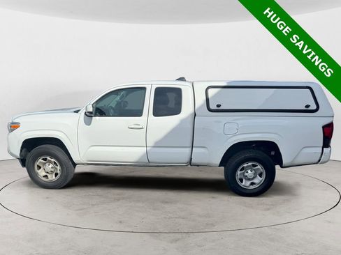 Used 2020 Toyota Tacoma SR image 6