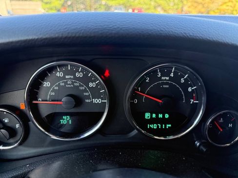 Used 2018 Jeep Wrangler Unlimited Sport S AWD/4WD image 13