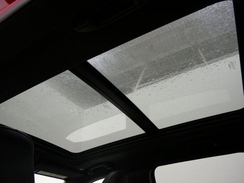 New 2026 Jeep Compass Latitude w/ Sun and Sound Group image 4