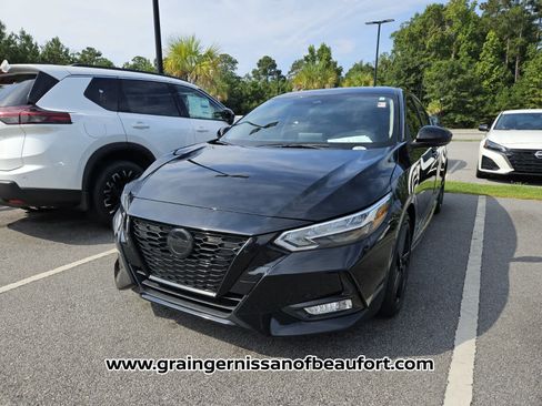 Used 2022 Nissan Sentra SR w/ Midnight Edition FWD image 4
