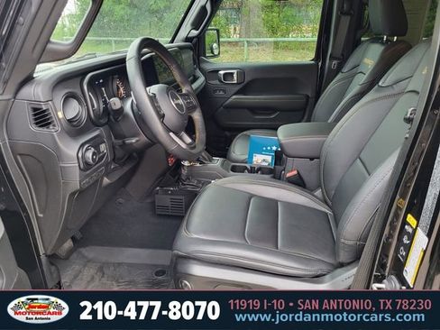 Used 2025 Jeep Wrangler Unlimited Rubicon 392 AWD/4WD image 18