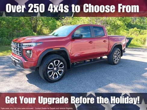 Used 2024 GMC Canyon AT4 w/ Canyon Safety Plus Package AWD/4WD image 9