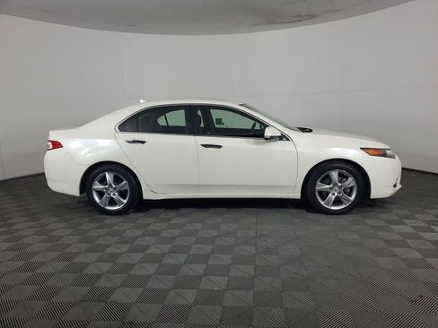 Used 2011 Acura TSX 2.4 image 3