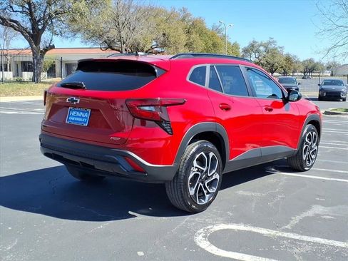 Certified 2026 Chevrolet Trax RS w/ Driver Confidence Package image 6