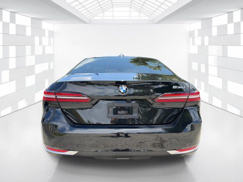 Used 2024 BMW 530i w/ Premium Package RWD image 6
