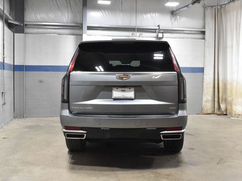 Certified 2023 Cadillac Escalade ESV Premium Luxury AWD/4WD image 26