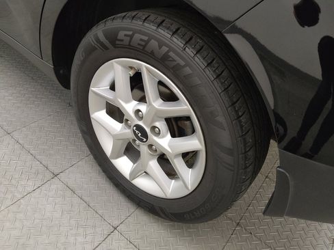 Used 2022 Kia Soul LX w/ Technology Package FWD image 31