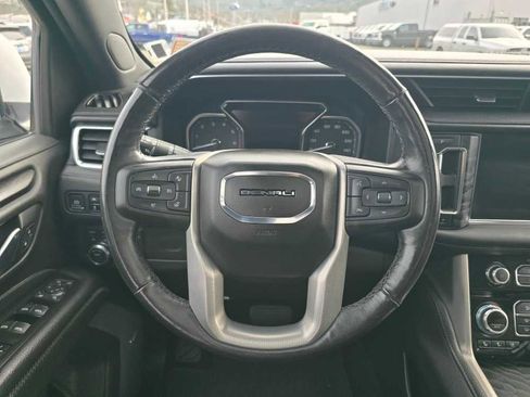 Used 2021 GMC Yukon XL Denali w/ Advanced Technology Package image 11